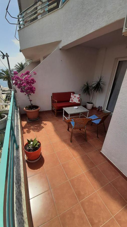 Meni'S Family Apartament Σαράντα Εξωτερικό φωτογραφία