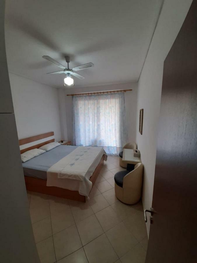 Meni'S Family Apartament Σαράντα Εξωτερικό φωτογραφία