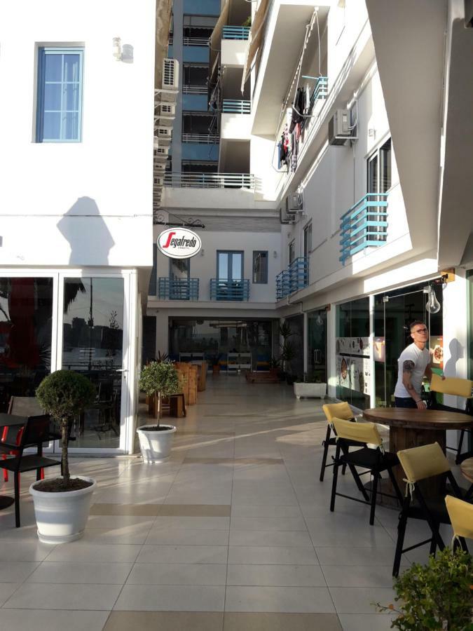 Meni'S Family Apartament Σαράντα Εξωτερικό φωτογραφία